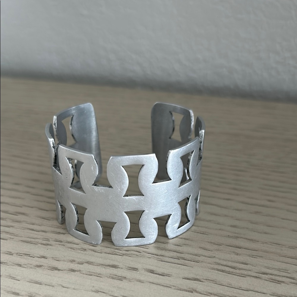 Chic Silver Cuff Bracelet